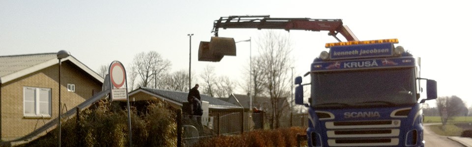 Kenneth-Jacobsen_slide_grab_0002_2