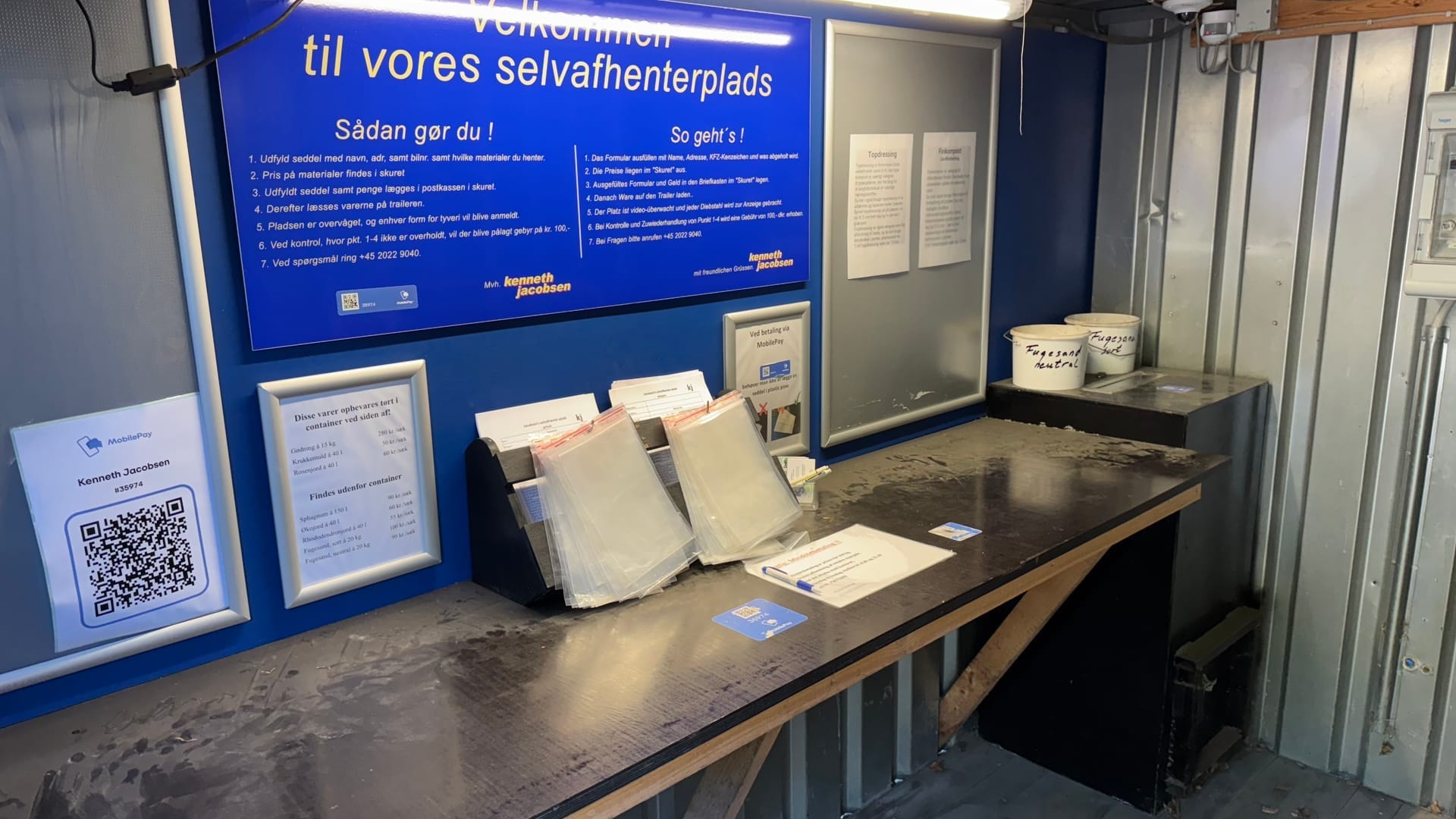 Billede fra selvhenterpladsen